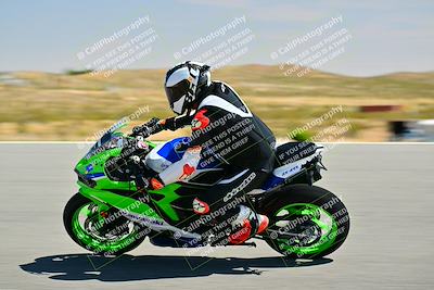 media/Apr-13-2025-TrackXperience (Sun) [[fb1ef998a6]]/Level 2 (Intermediate)/Turn 8 (Session 3)/